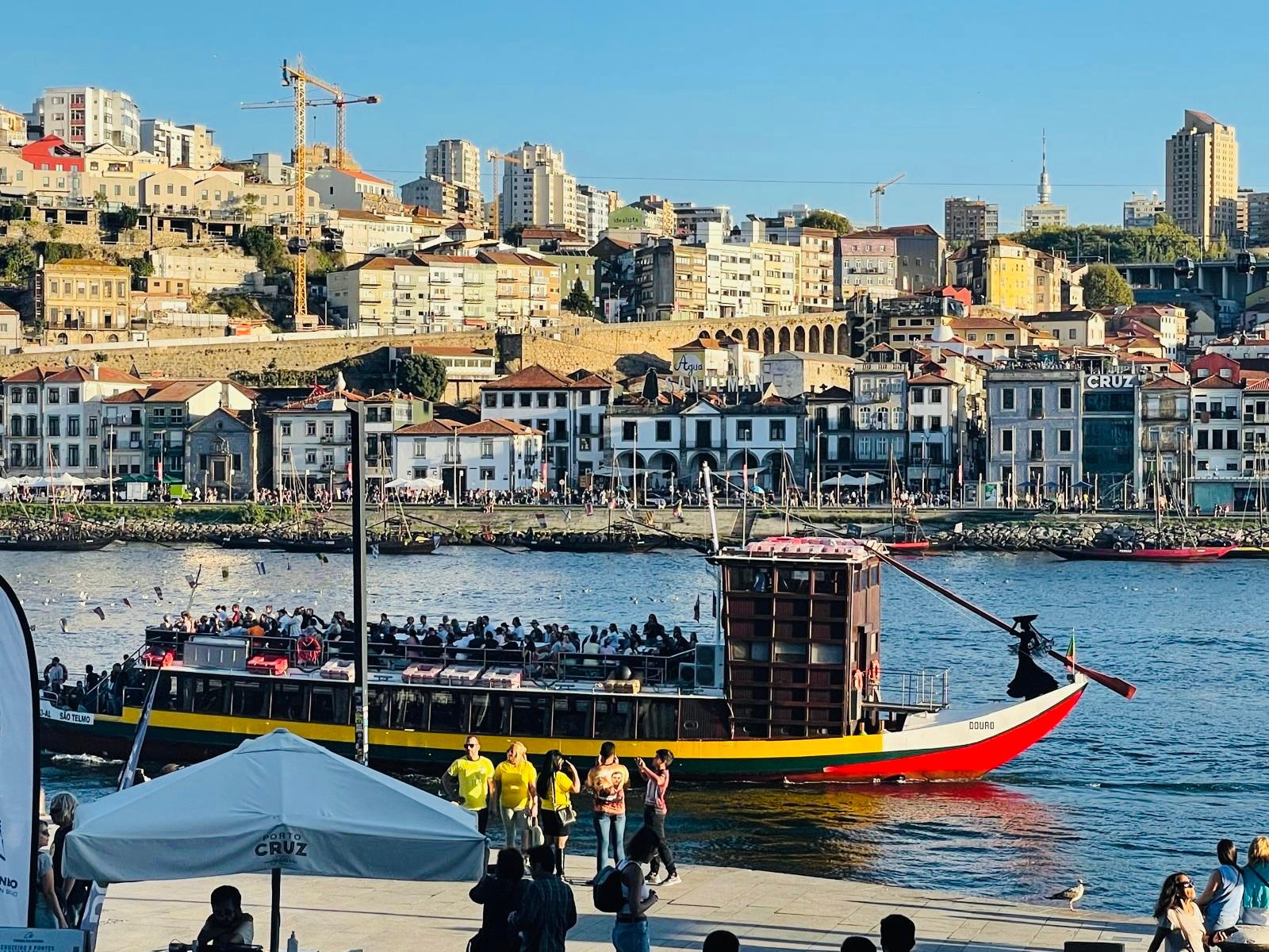 Porto, Riverfront & Historic Districts